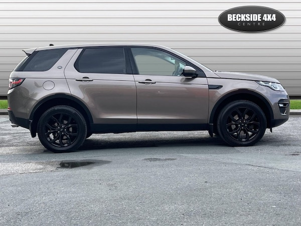 Used Land Rover Discovery Sport 2015 for sale - 75765656: Photo 2