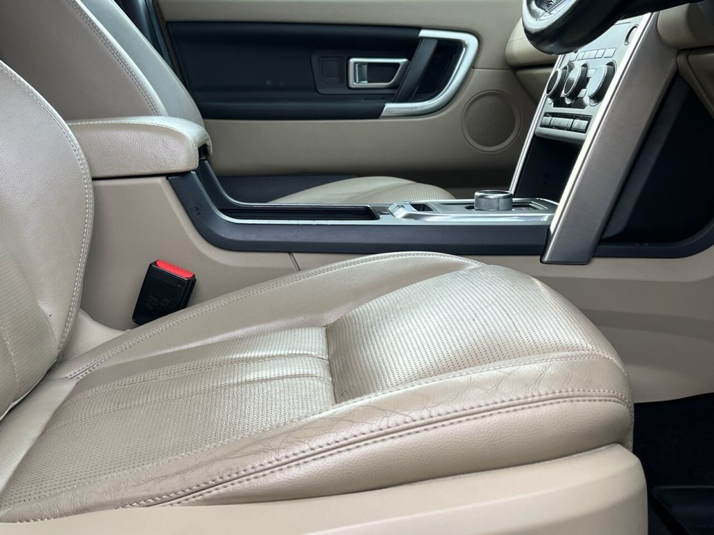 Used Land Rover Discovery Sport 2015 for sale - 75765656: Photo 36