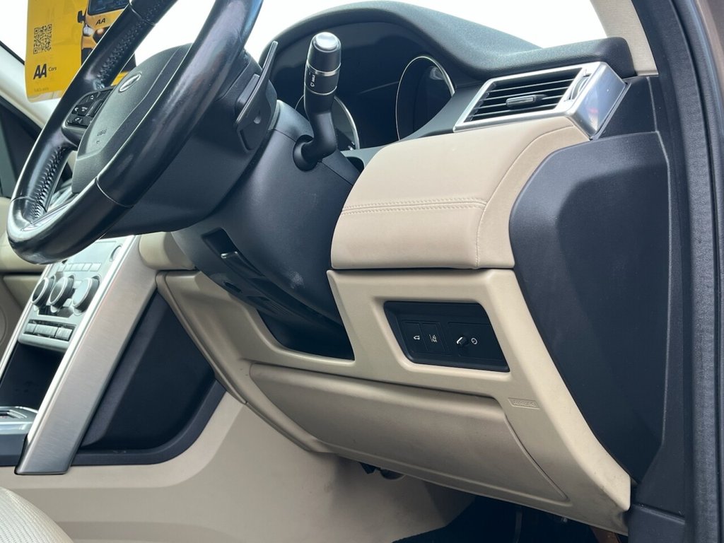 Used Land Rover Discovery Sport 2015 for sale - 75765656: Photo 39