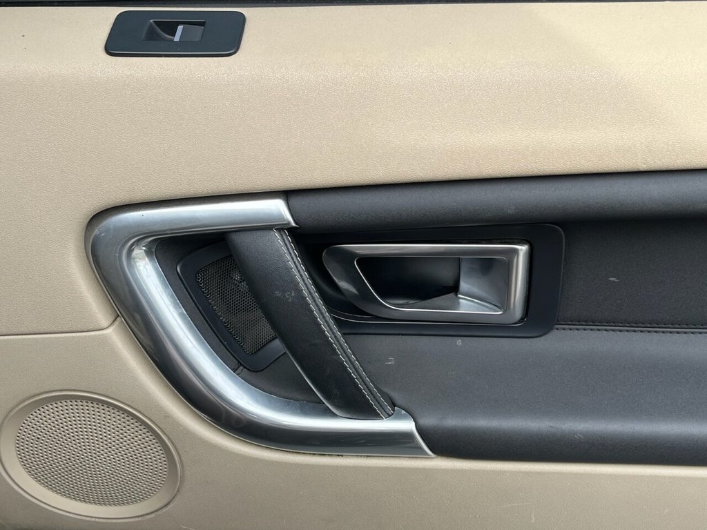 Used Land Rover Discovery Sport 2015 for sale - 75765656: Photo 47