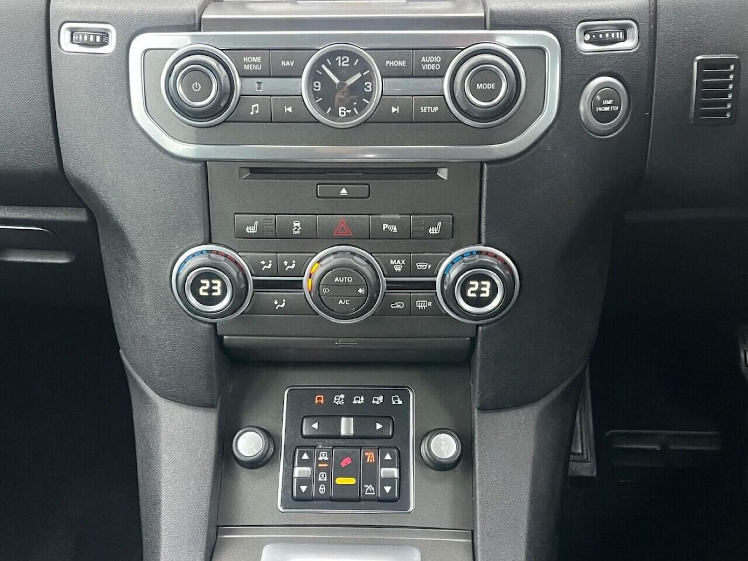 Used Land Rover Discovery 2013 for sale - 77001231: Photo 13