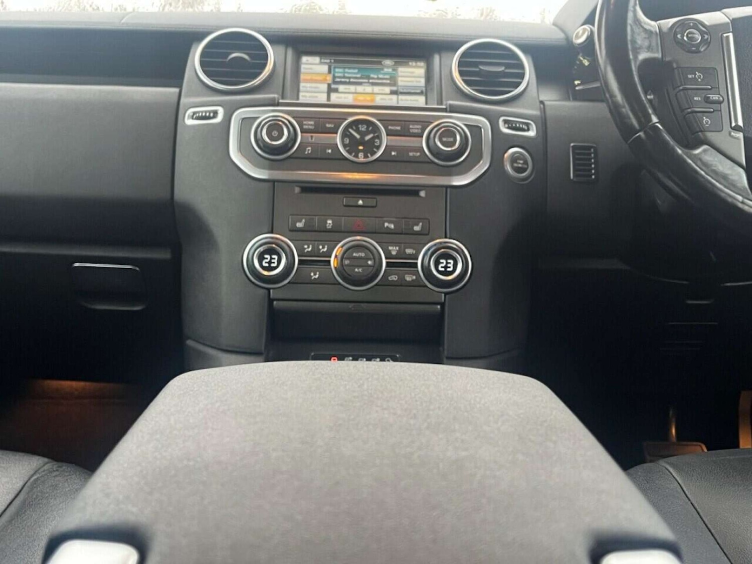 Used Land Rover Discovery 2013 for sale - 77001231: Photo 24