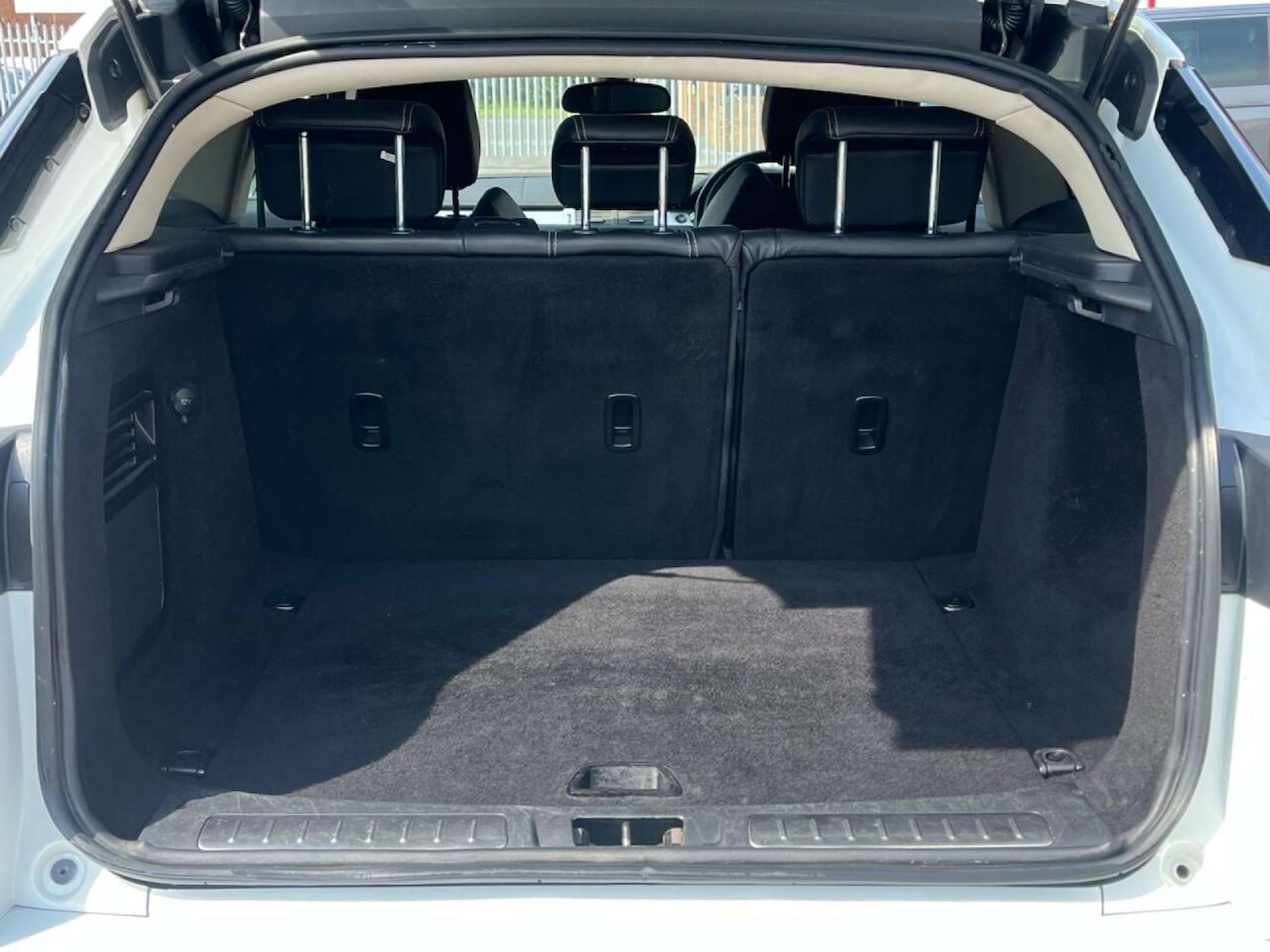 Used Land Rover Range Rover Evoque 2012 for sale - 77001219: Photo 11