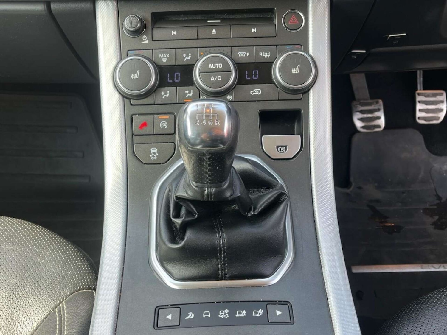 Used Land Rover Range Rover Evoque 2012 for sale - 77001219: Photo 32