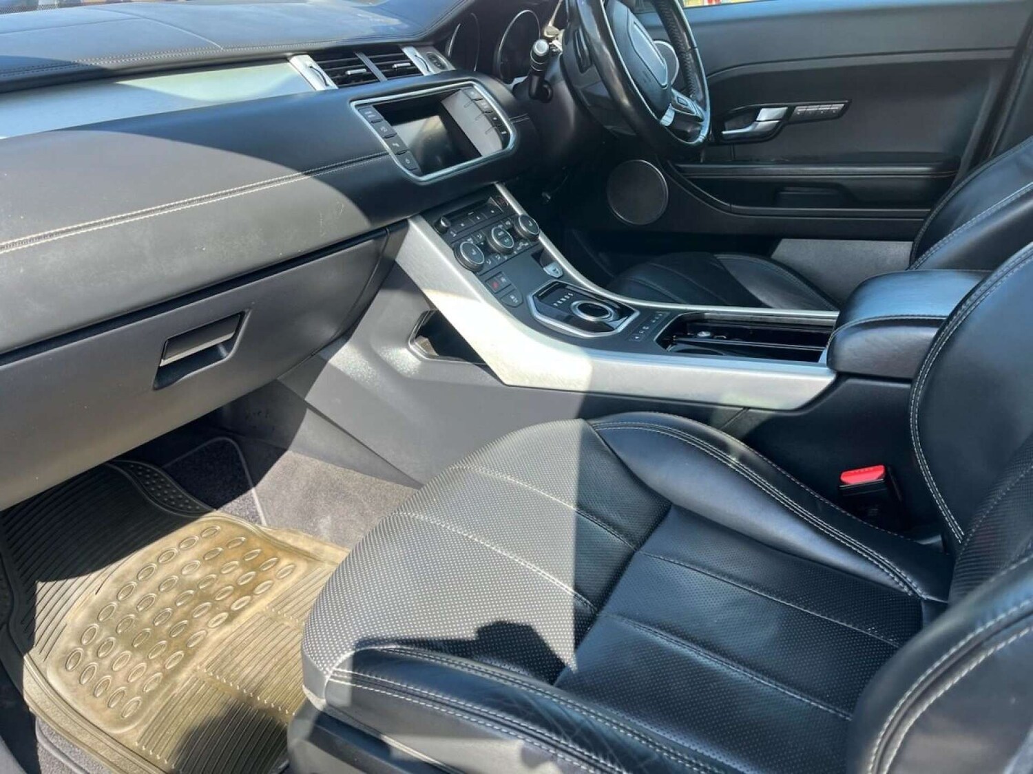 Used Land Rover Range Rover Evoque 2015 for sale - 77001217: Photo 35