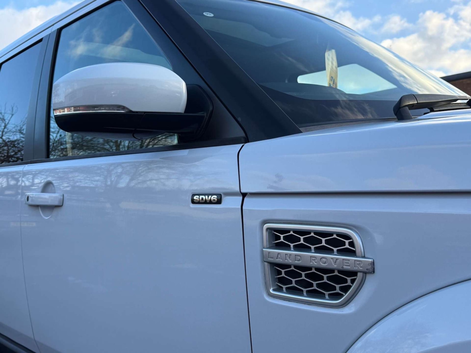 Used Land Rover Discovery 4 2015 for sale - 77001240: Photo 29