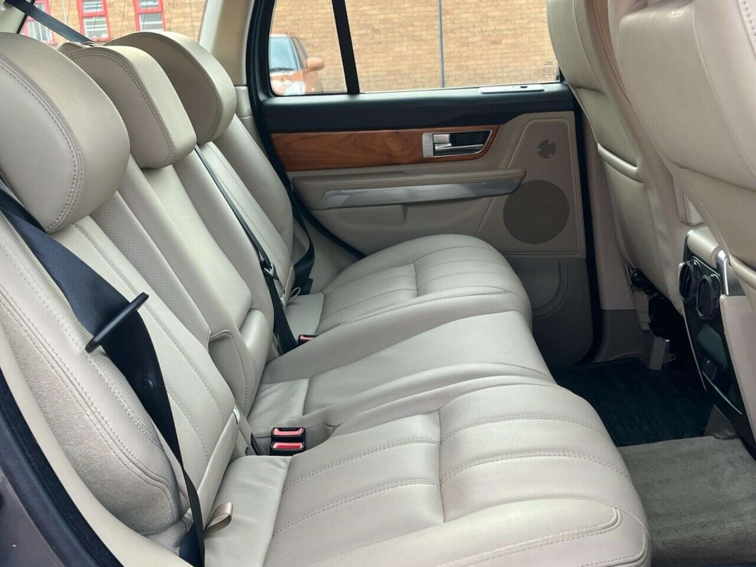 Used Land Rover Range Rover Sport 2010 for sale - 77001232: Photo 14