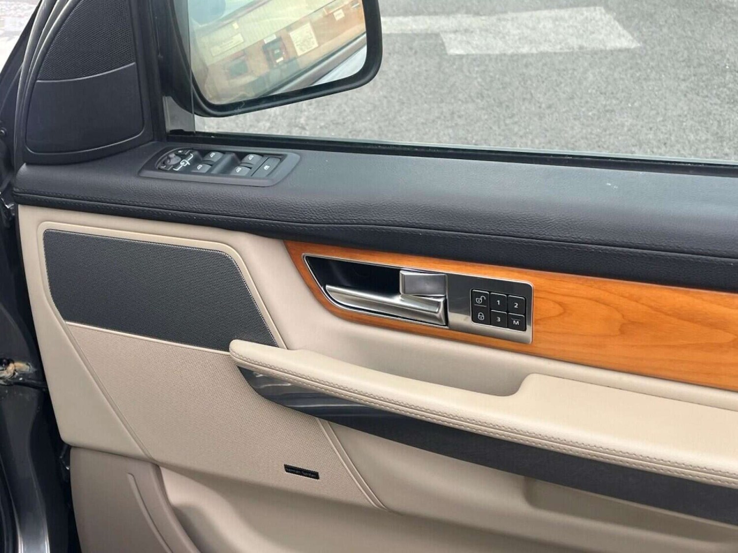 Used Land Rover Range Rover Sport 2010 for sale - 77001232: Photo 17