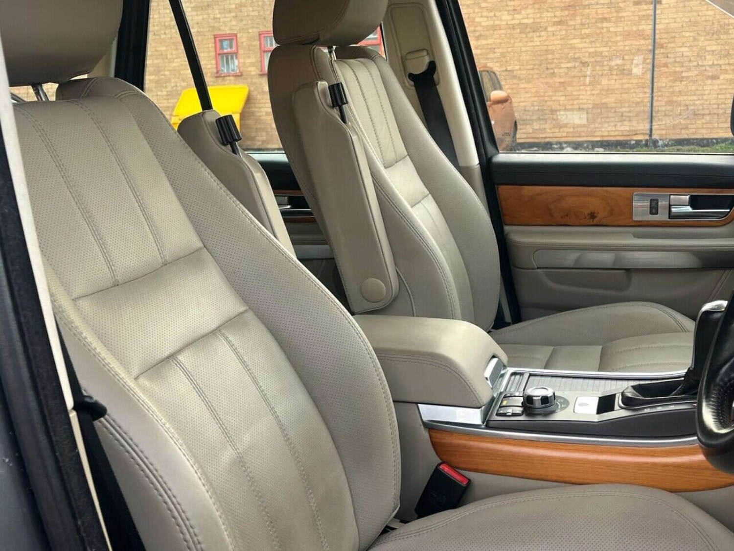 Used Land Rover Range Rover Sport 2010 for sale - 77001232: Photo 20