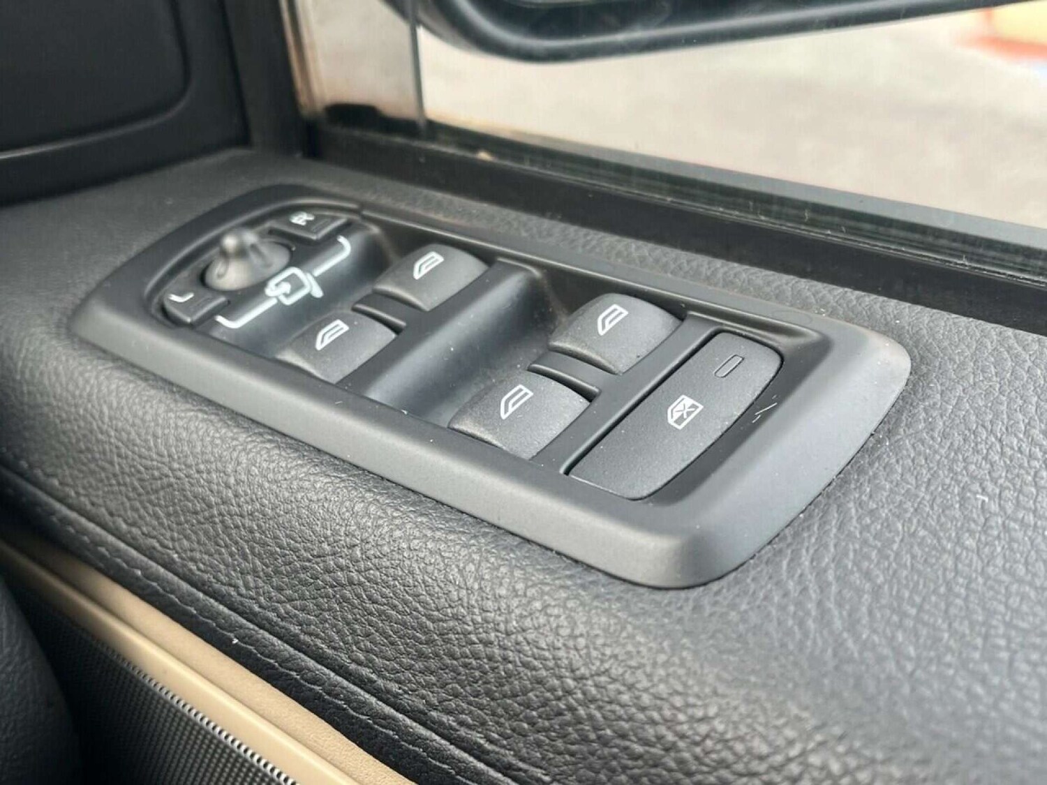 Used Land Rover Range Rover Sport 2010 for sale - 77001232: Photo 33