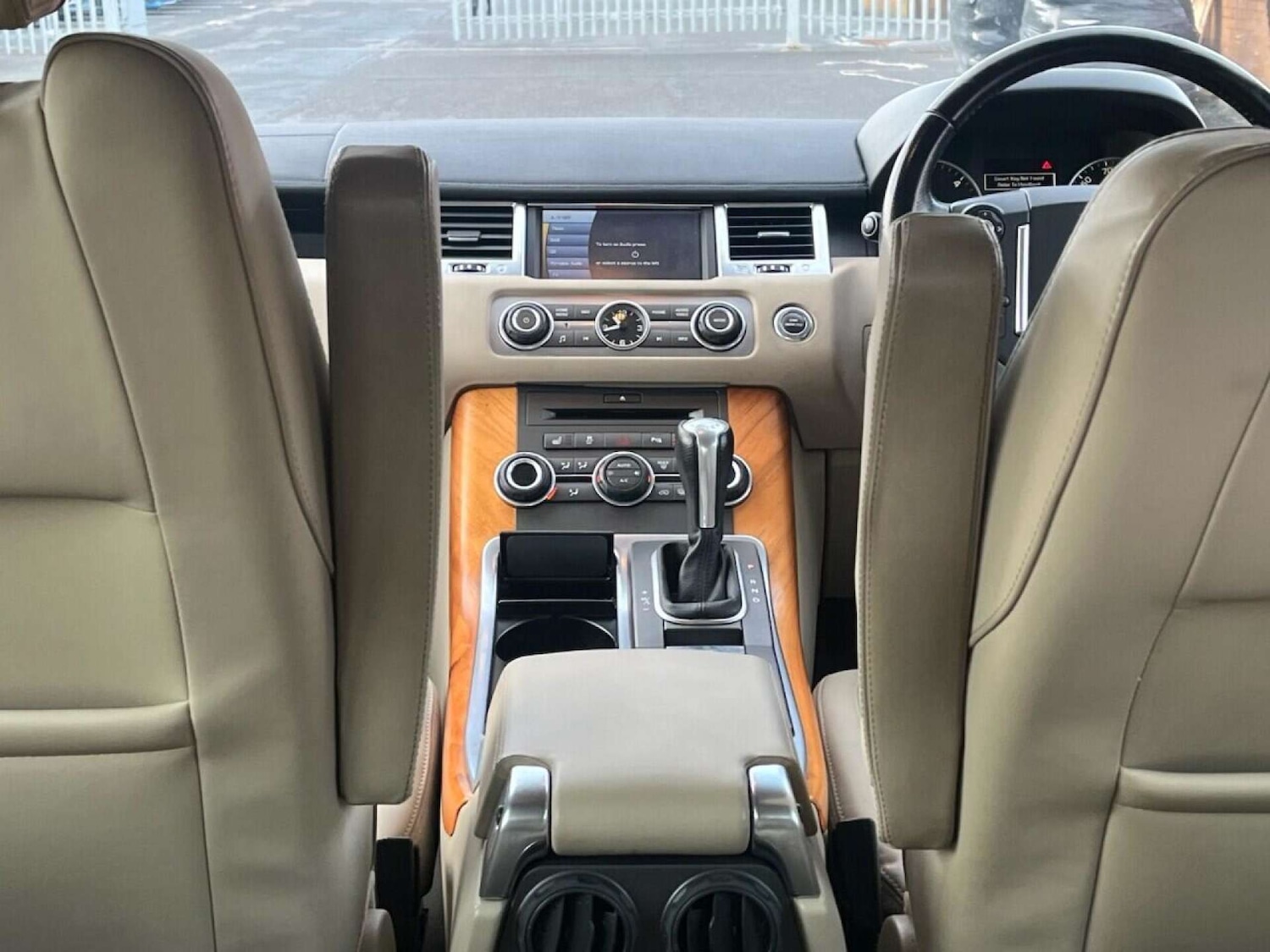 Used Land Rover Range Rover Sport 2010 for sale - 77001232: Photo 34