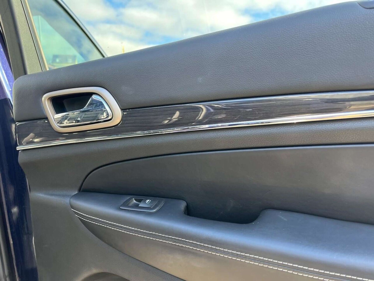 Used Jeep Grand Cherokee 2016 for sale - 77001241: Photo 23