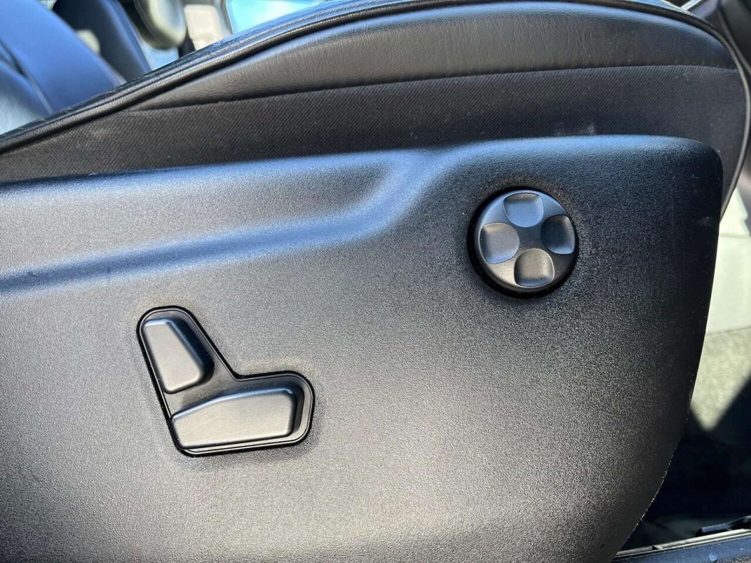 Used Jeep Grand Cherokee 2016 for sale - 77001241: Photo 36