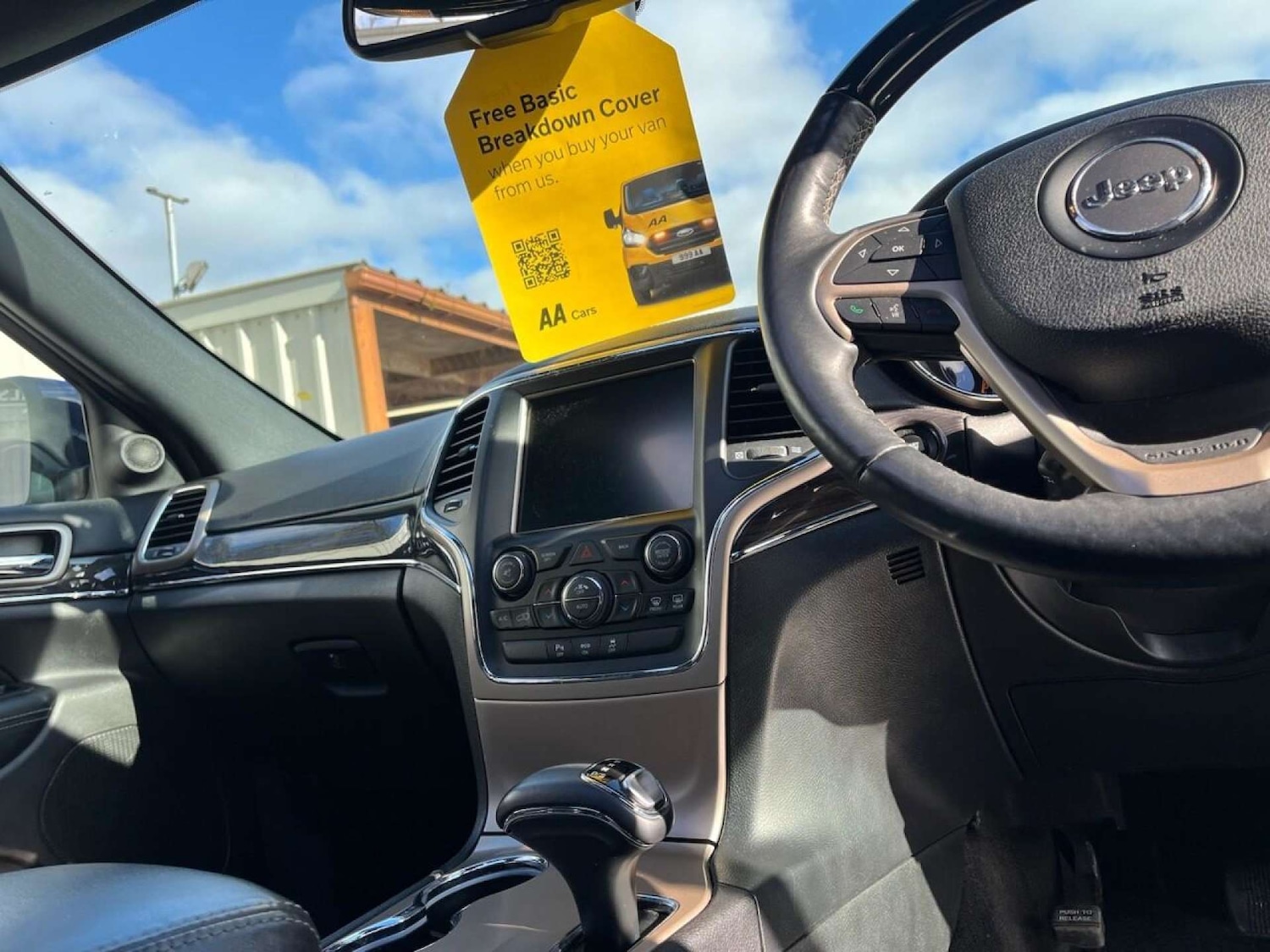 Used Jeep Grand Cherokee 2016 for sale - 77001241: Photo 37