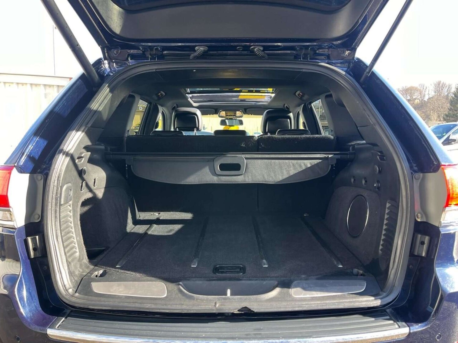 Used Jeep Grand Cherokee 2016 for sale - 77001241: Photo 8