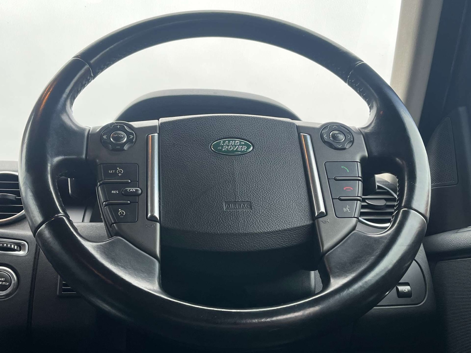 Used Land Rover Discovery 4 2013 for sale - 77350591: Photo 13