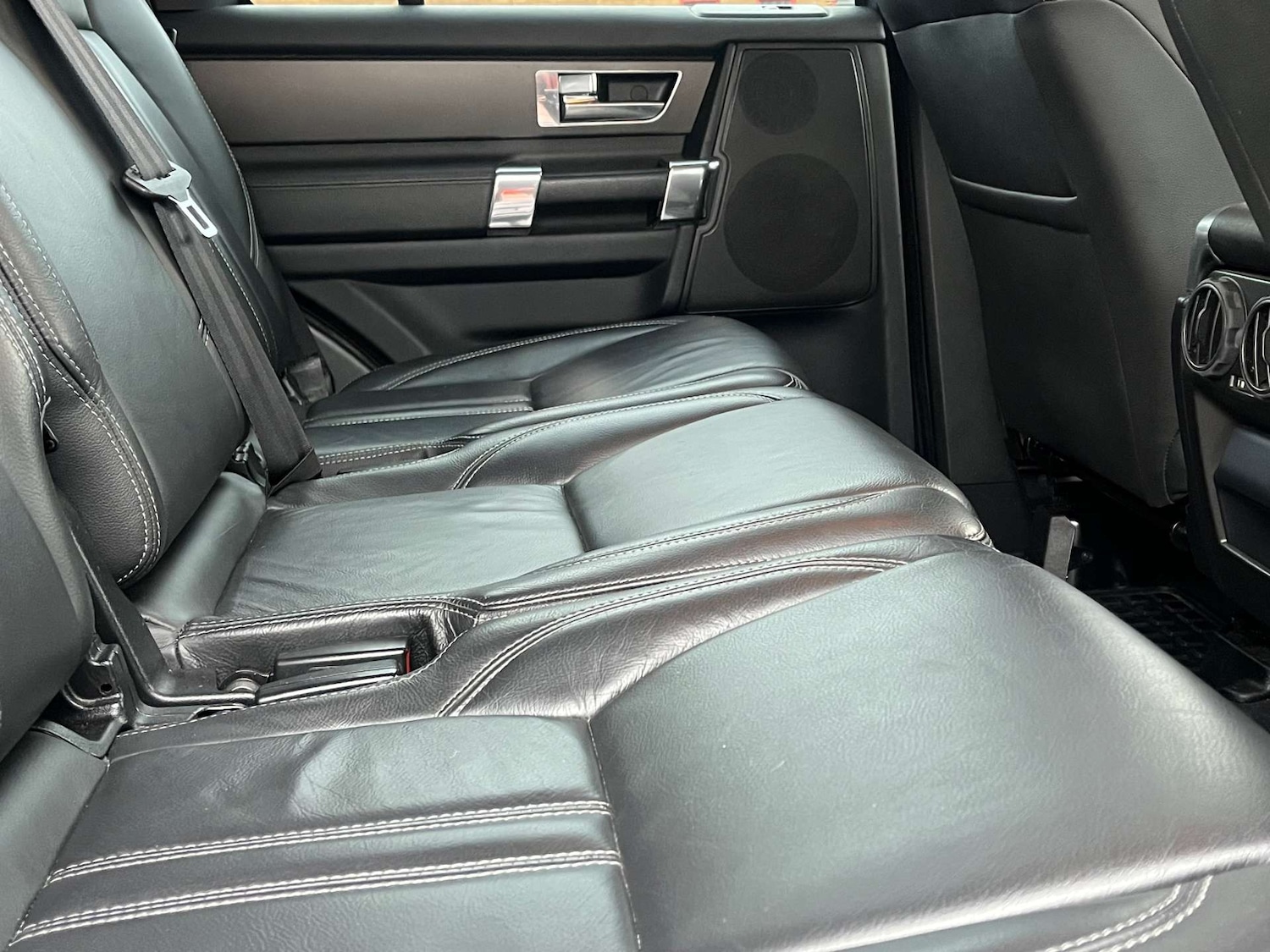 Used Land Rover Discovery 4 2013 for sale - 77350591: Photo 31