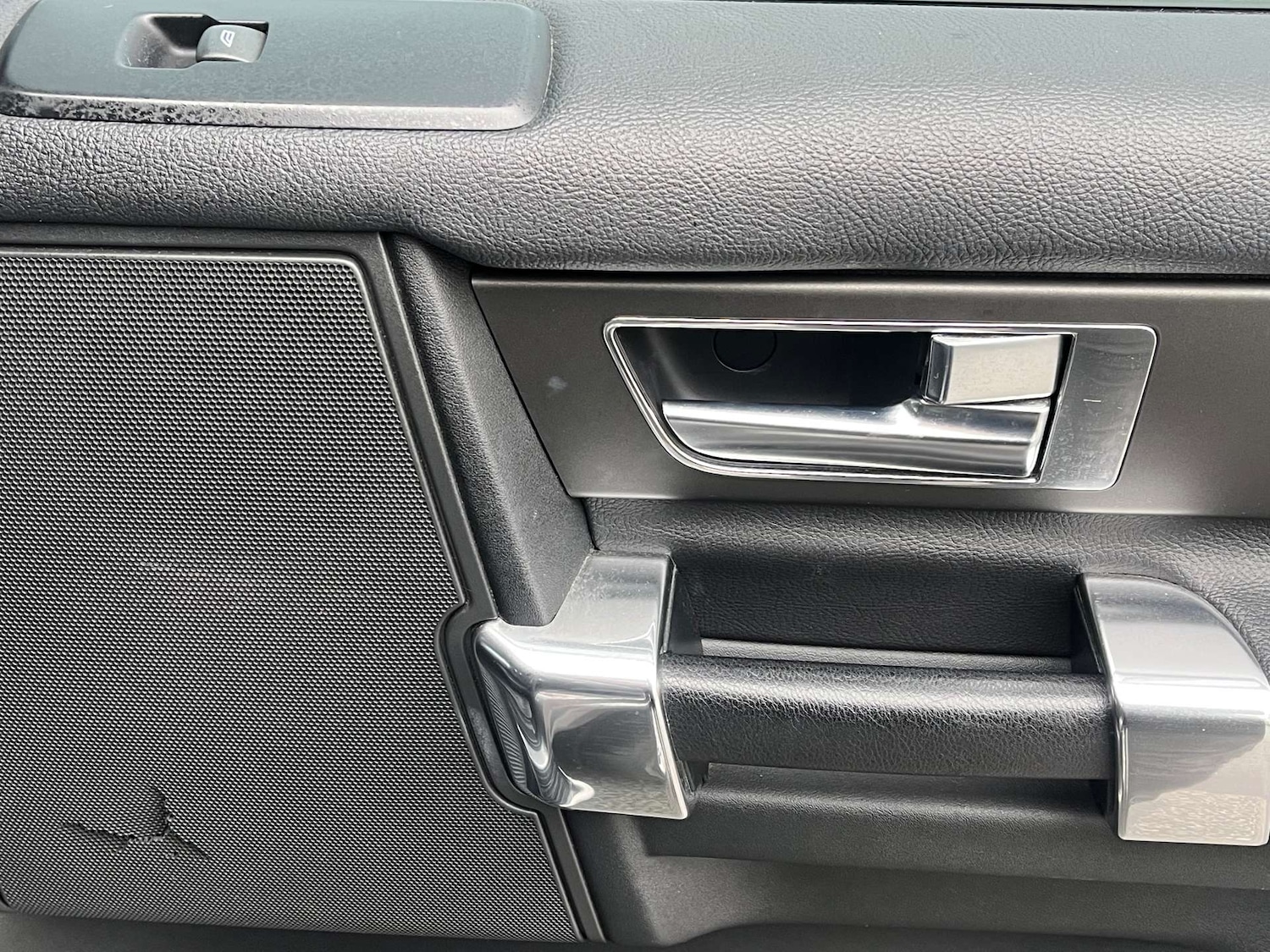 Used Land Rover Discovery 4 2013 for sale - 77350591: Photo 32