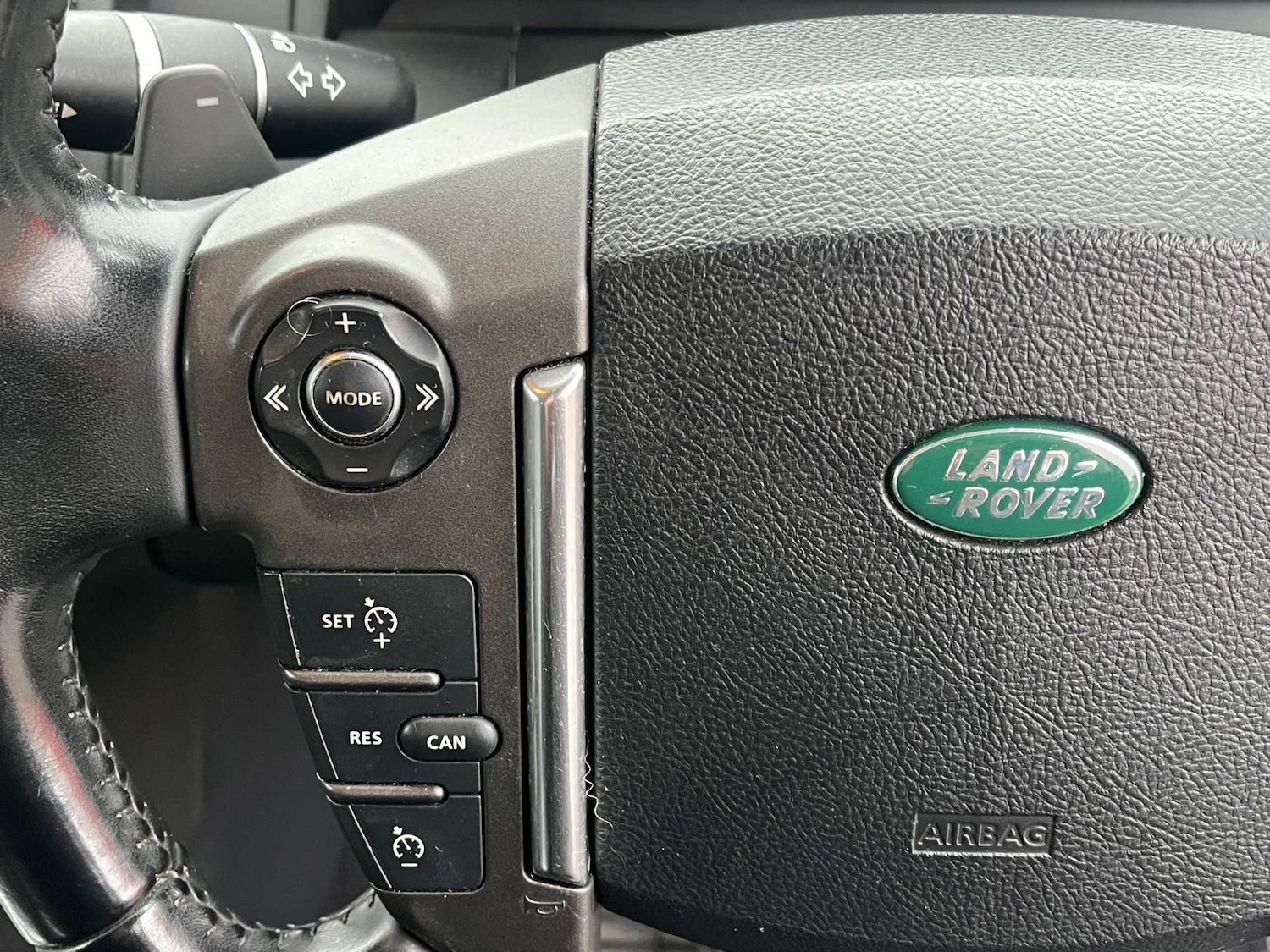 Used Land Rover Discovery 4 2013 for sale - 77350591: Photo 35