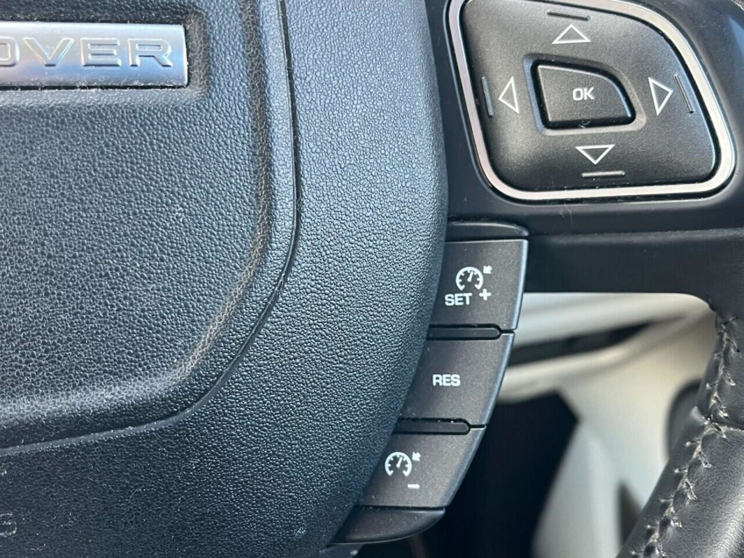 Used Land Rover Range Rover Evoque 2012 for sale - 77001209: Photo 44