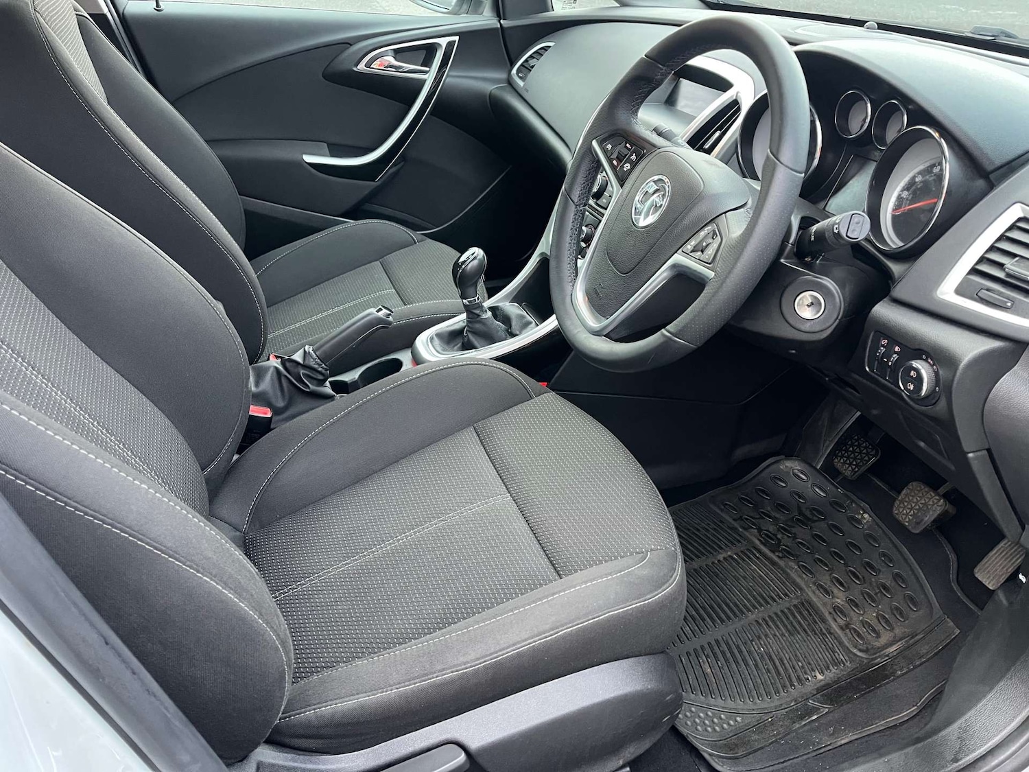 Used Vauxhall Astra 2014 for sale - 77276718: Photo 52