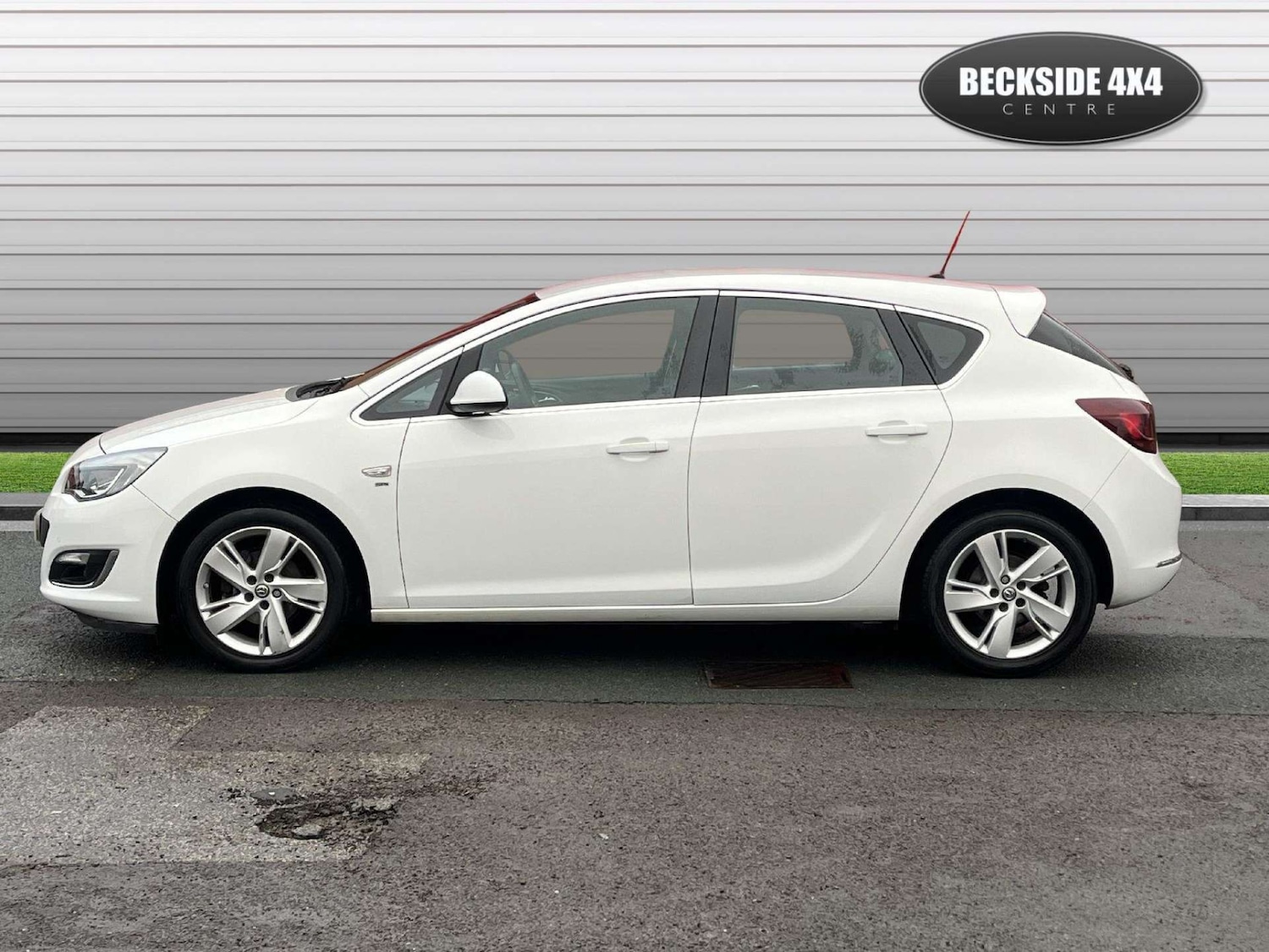 Used Vauxhall Astra 2014 for sale - 77276718: Photo 6