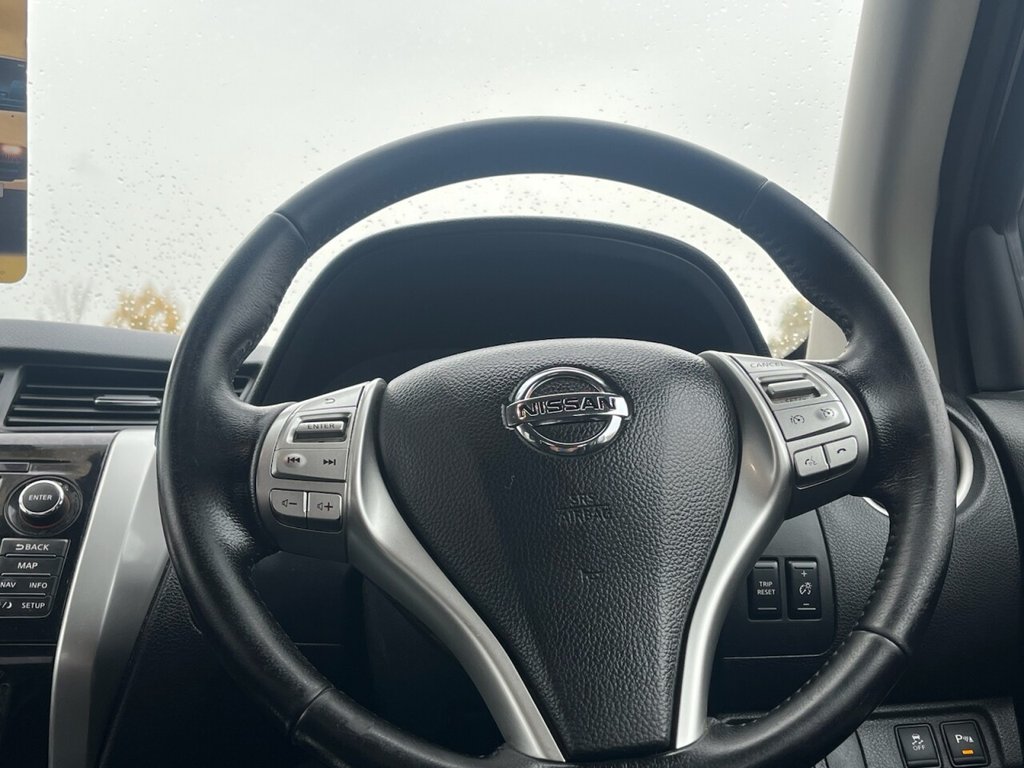 Used Nissan Navara 2018 for sale - 76345568: Photo 14
