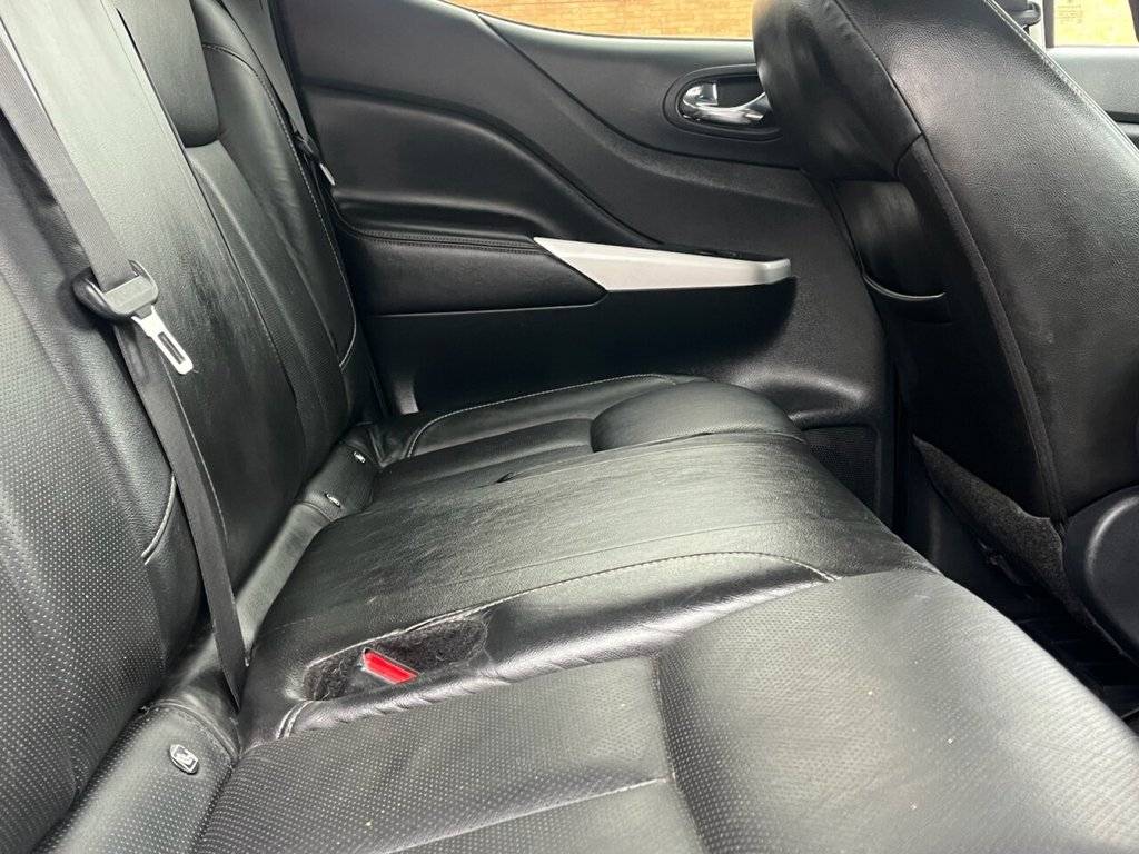 Used Nissan Navara 2018 for sale - 76345568: Photo 34