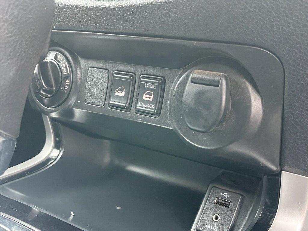 Used Nissan Navara 2018 for sale - 76345568: Photo 43