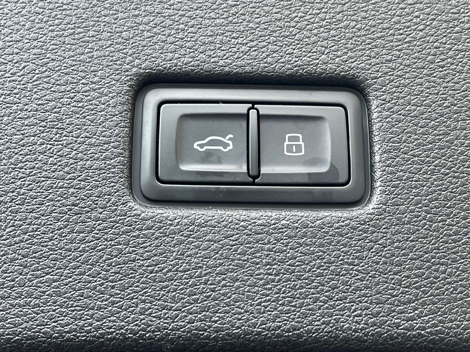 Used Audi Q8 2021 for sale - 77001246: Photo 76