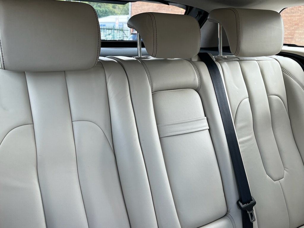 Used Land Rover Range Rover Evoque 2012 for sale - 75642425: Photo 33