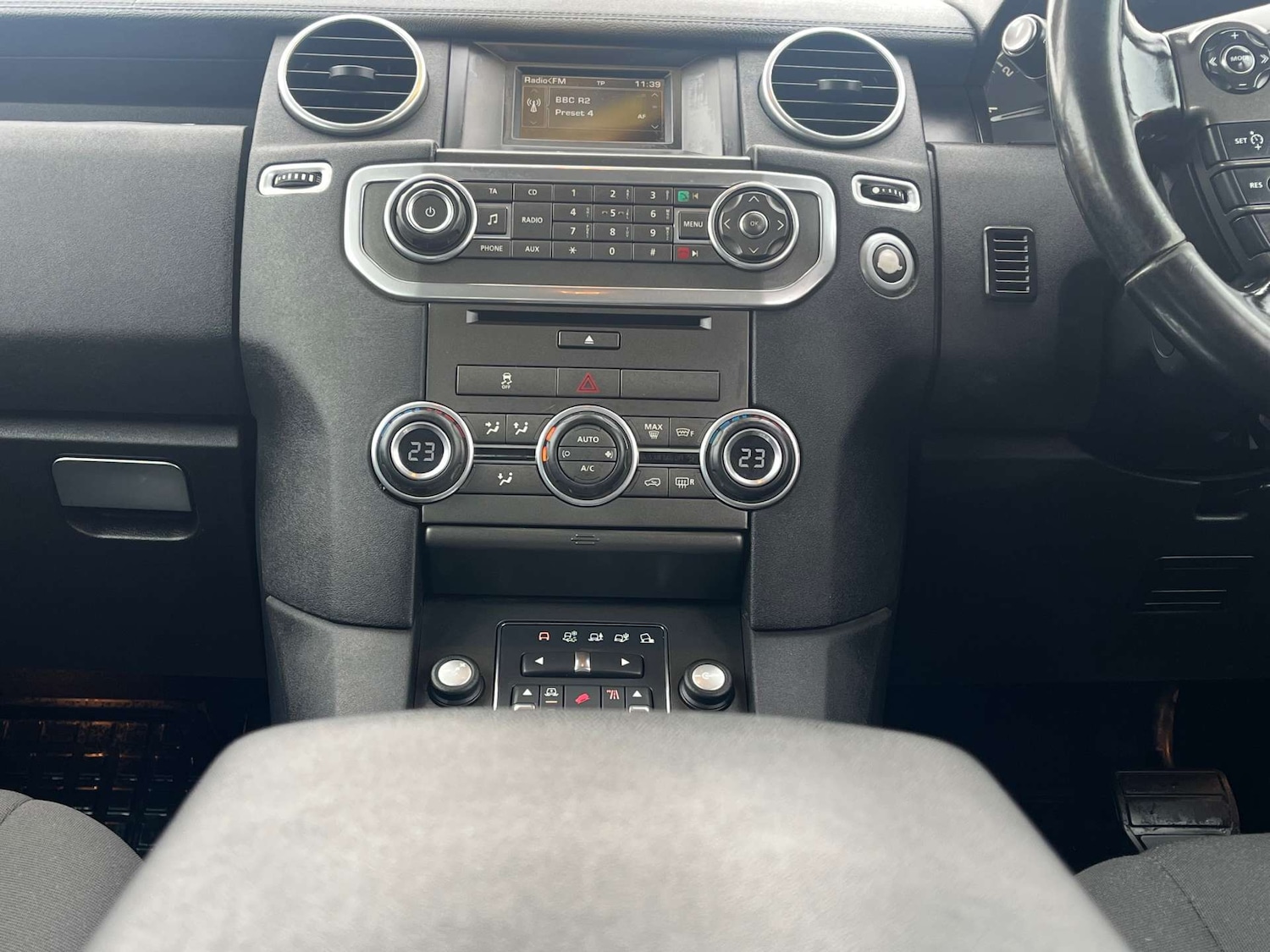 Used Land Rover Discovery 2013 for sale - 77930580: Photo 16