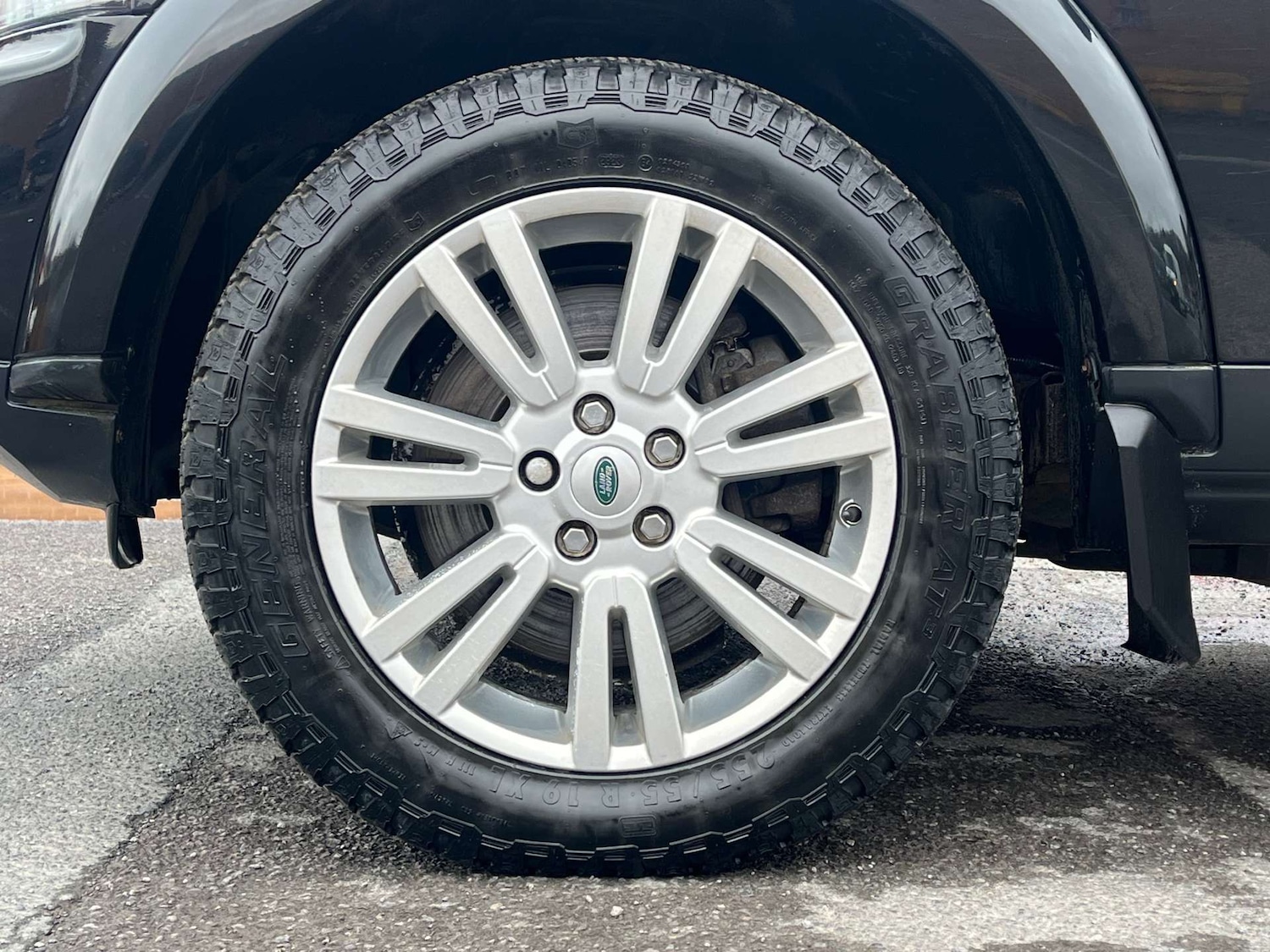 Used Land Rover Discovery 2013 for sale - 77930580: Photo 24