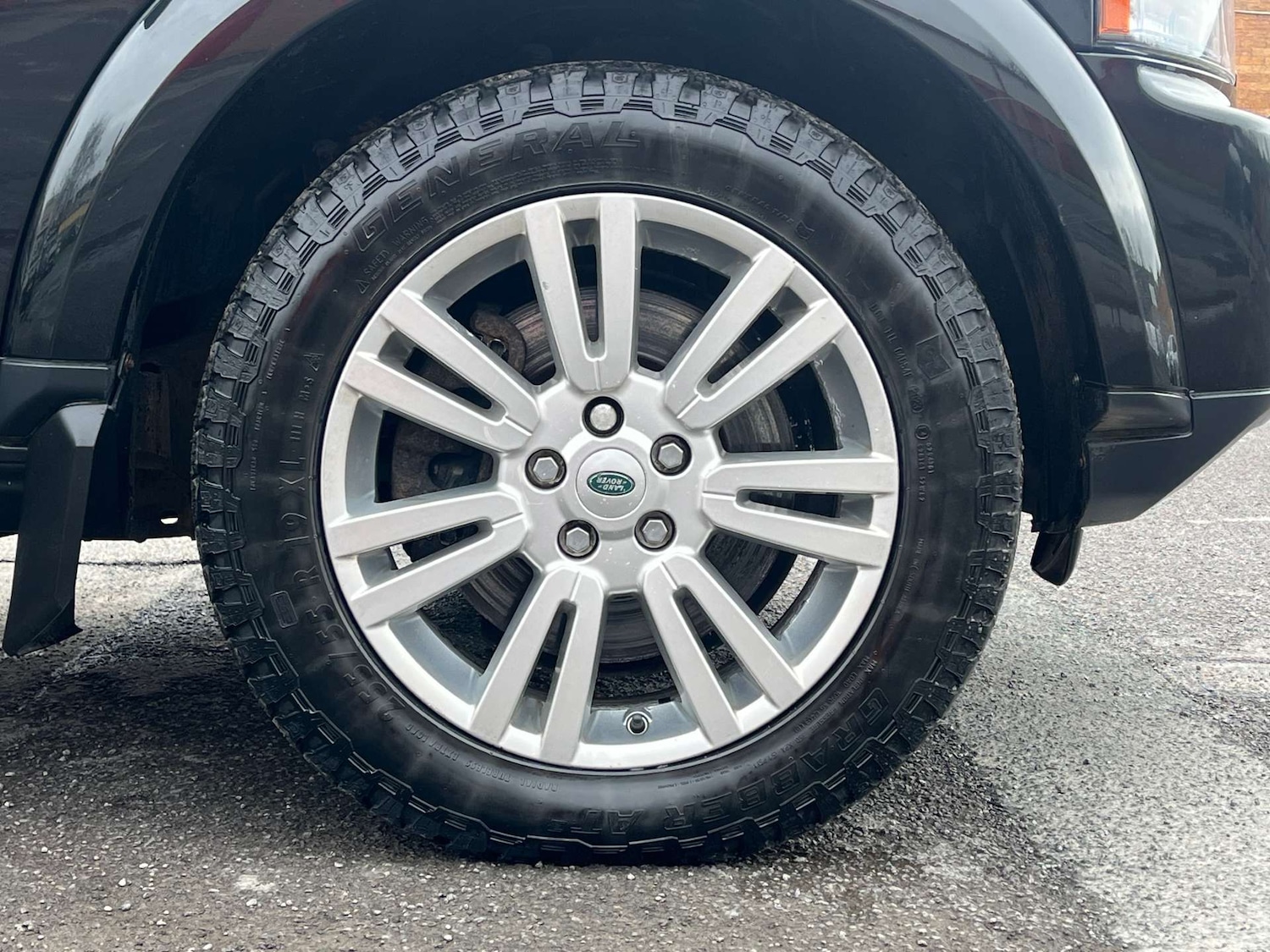 Used Land Rover Discovery 2013 for sale - 77930580: Photo 27