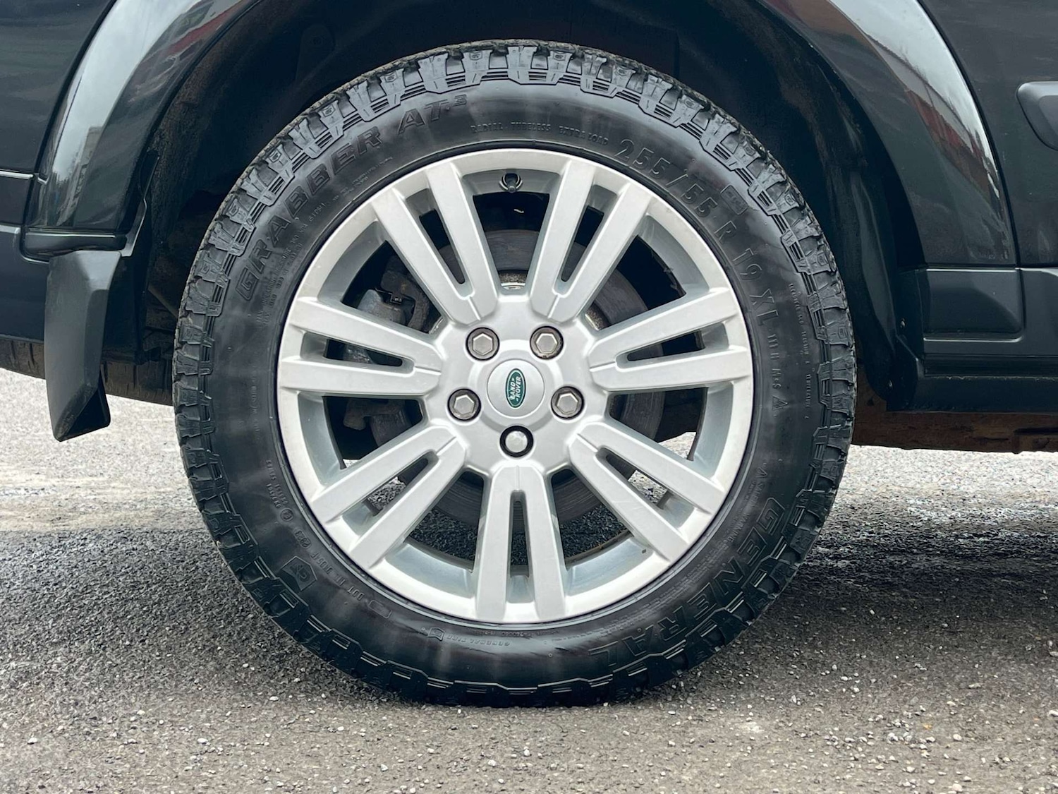 Used Land Rover Discovery 2013 for sale - 77930580: Photo 28