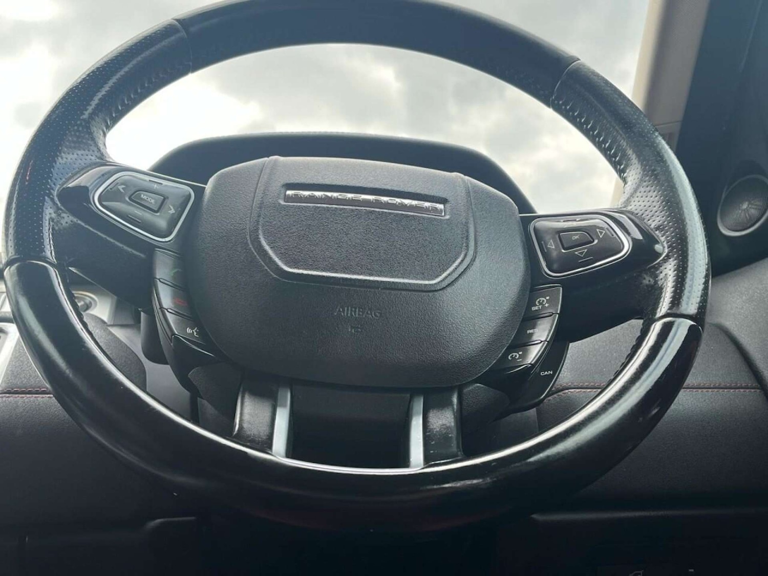 Used Land Rover Range Rover Evoque 2011 for sale - 77001220: Photo 25