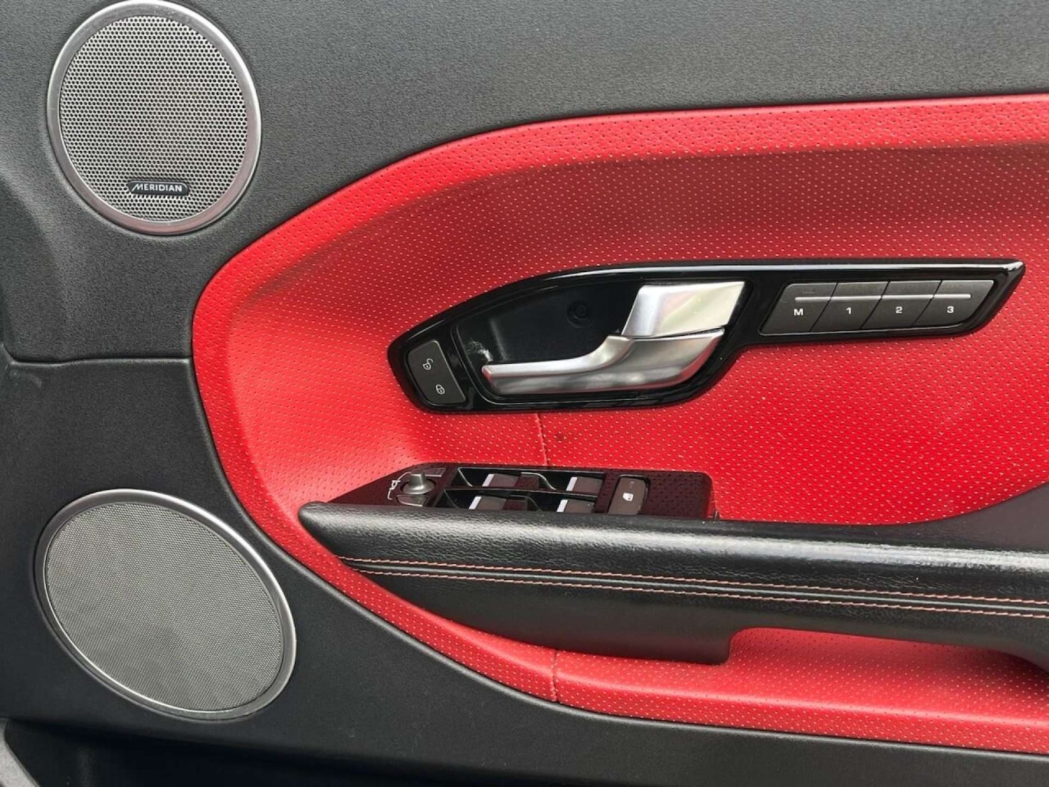 Used Land Rover Range Rover Evoque 2011 for sale - 77001220: Photo 26