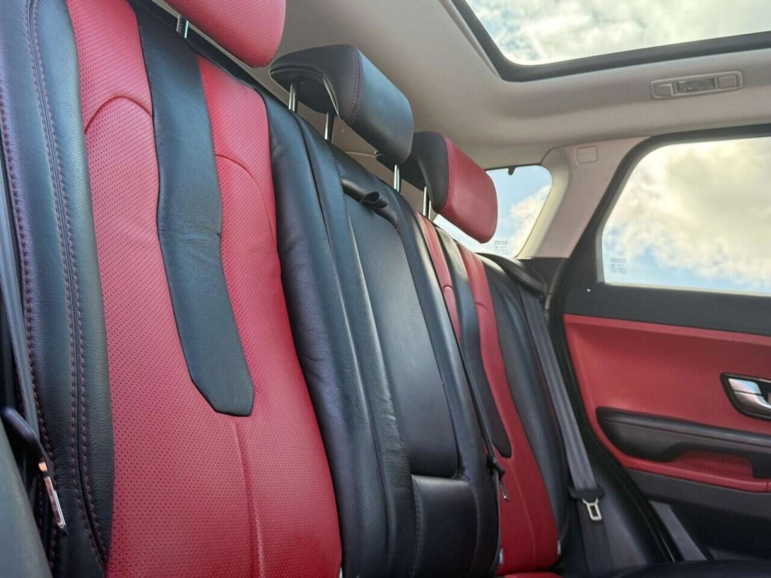 Used Land Rover Range Rover Evoque 2015 for sale - 77001233: Photo 23