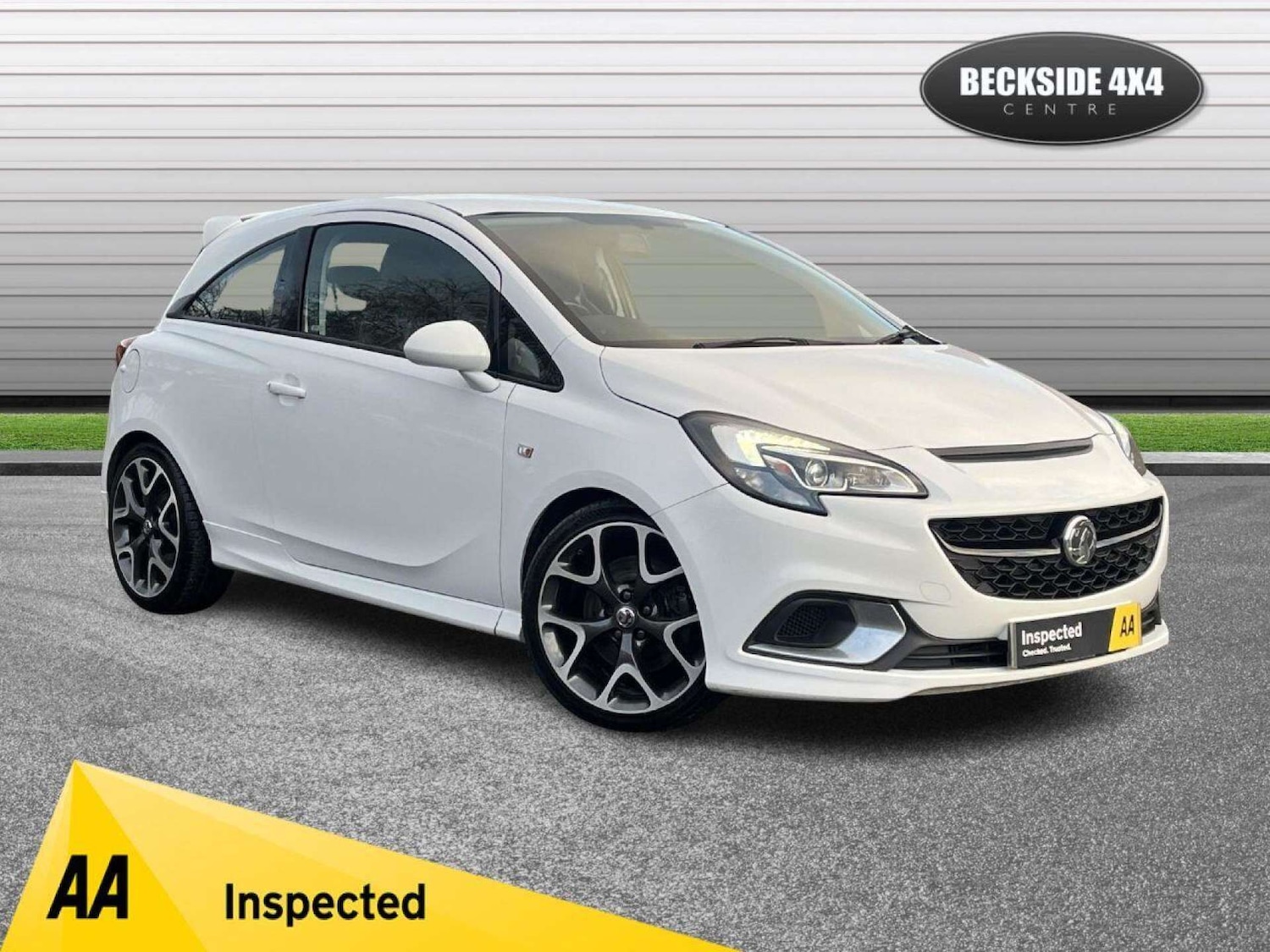 Used Vauxhall Corsa 2016 for sale - 77001226: Photo 1