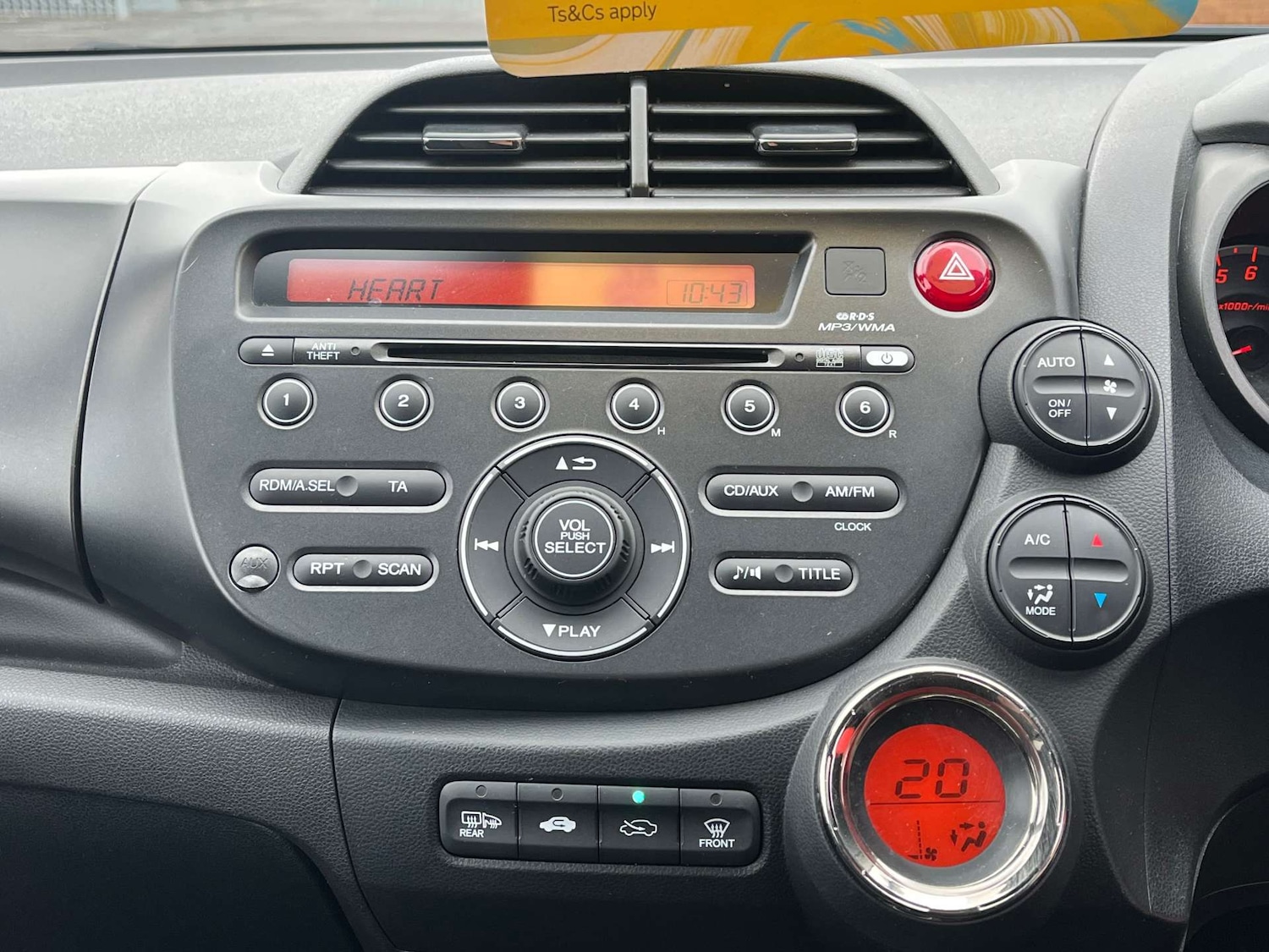 Used Honda Jazz 2015 for sale - 77652994: Photo 12