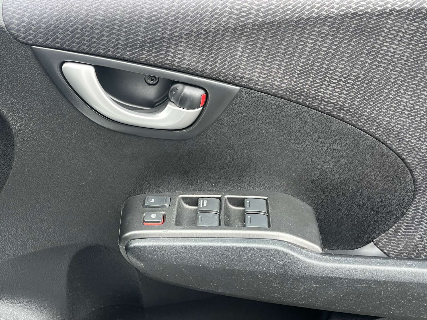 Used Honda Jazz 2015 for sale - 77652994: Photo 23