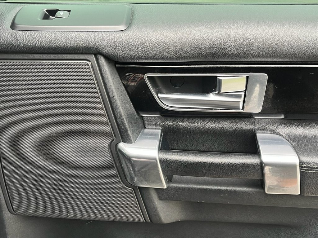 Used Land Rover Discovery 2011 for sale - 76665802: Photo 34