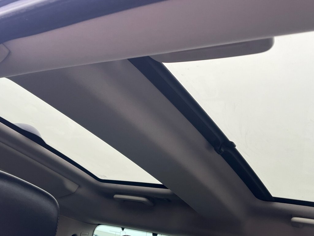 Used Land Rover Discovery 2011 for sale - 76665802: Photo 49