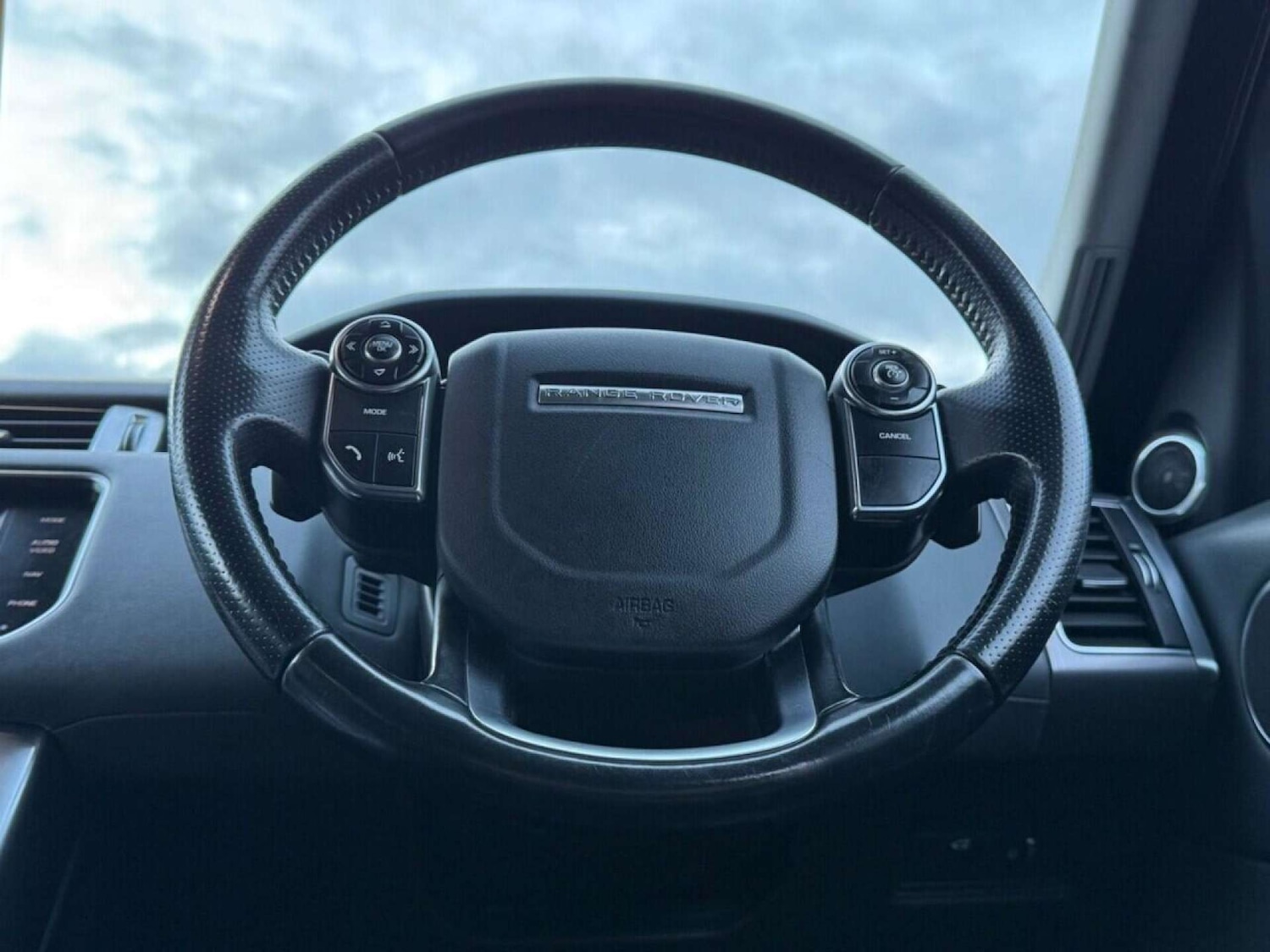 Used Land Rover Range Rover Sport 2014 for sale - 77001184: Photo 22