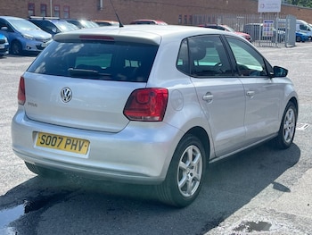 Used Volkswagen Polo 2010 for sale - 75456755: Photo