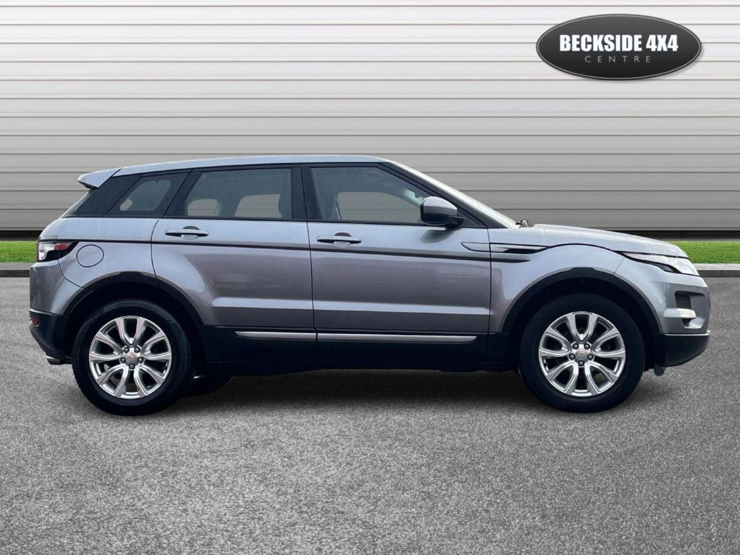 Used Land Rover Range Rover Evoque 2014 for sale - 77001199: Photo 2
