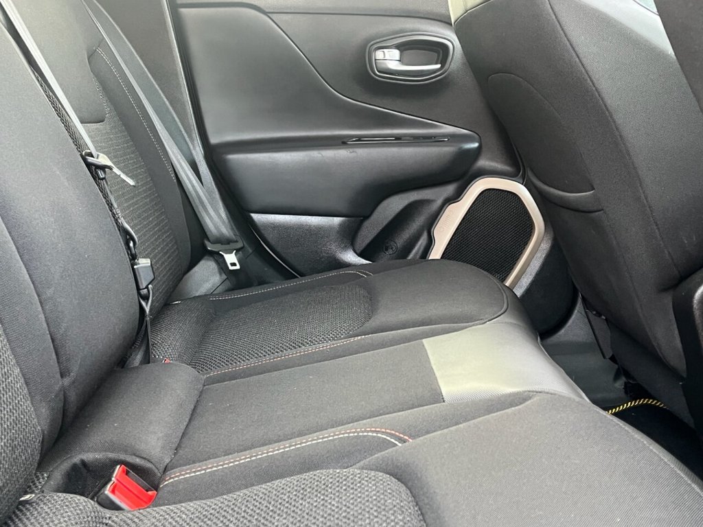 Used Jeep Renegade 2016 for sale - 76883218: Photo 30