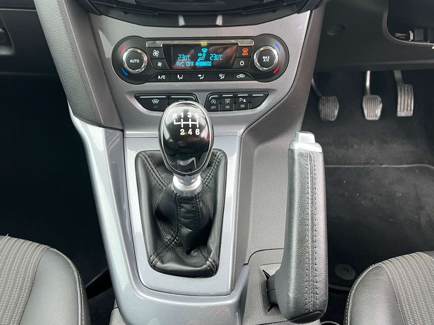 Used Ford Focus 2012 for sale - 77545020: Photo 13