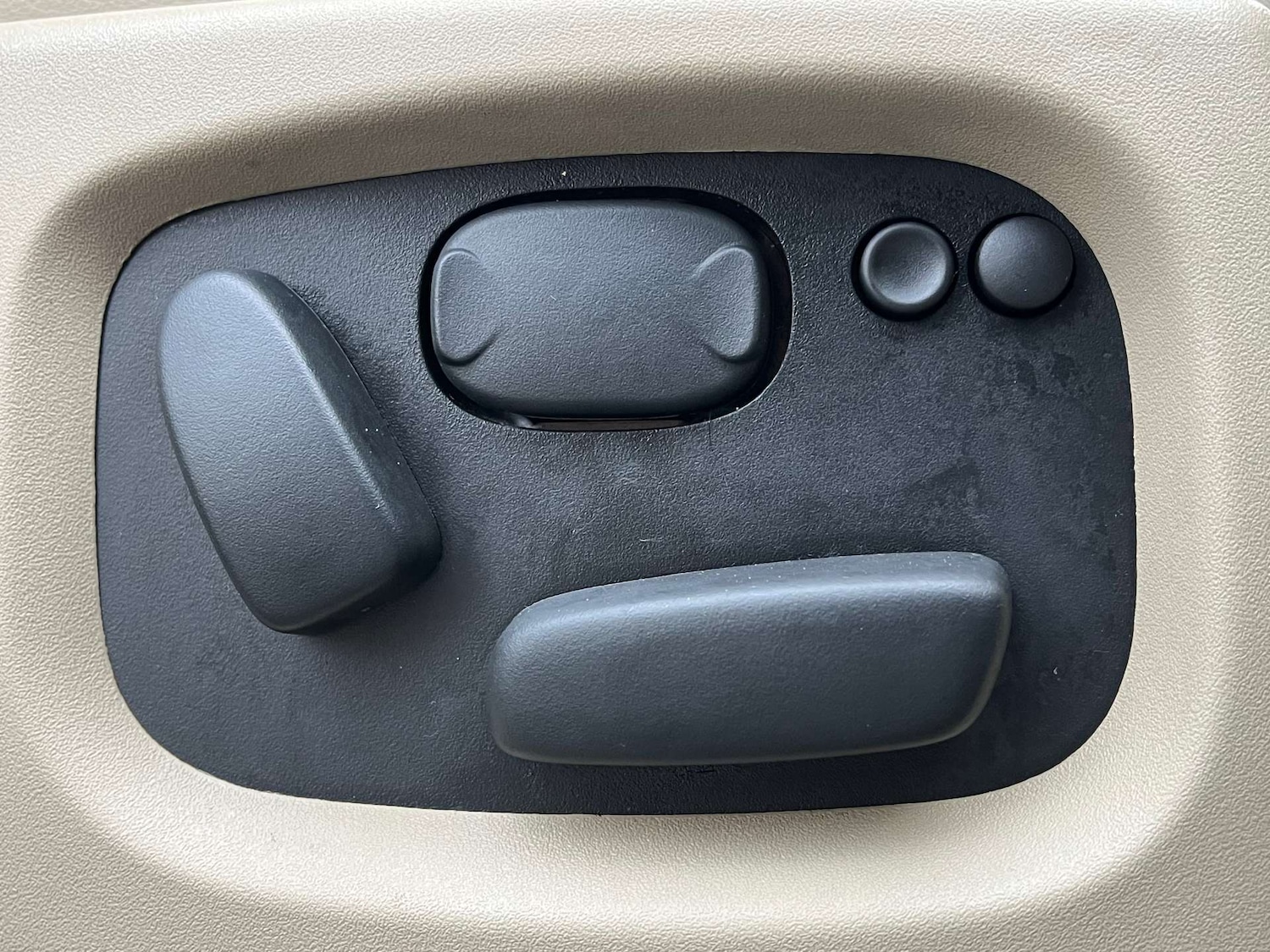 Used Land Rover Discovery 4 2015 for sale - 77001234: Photo 19