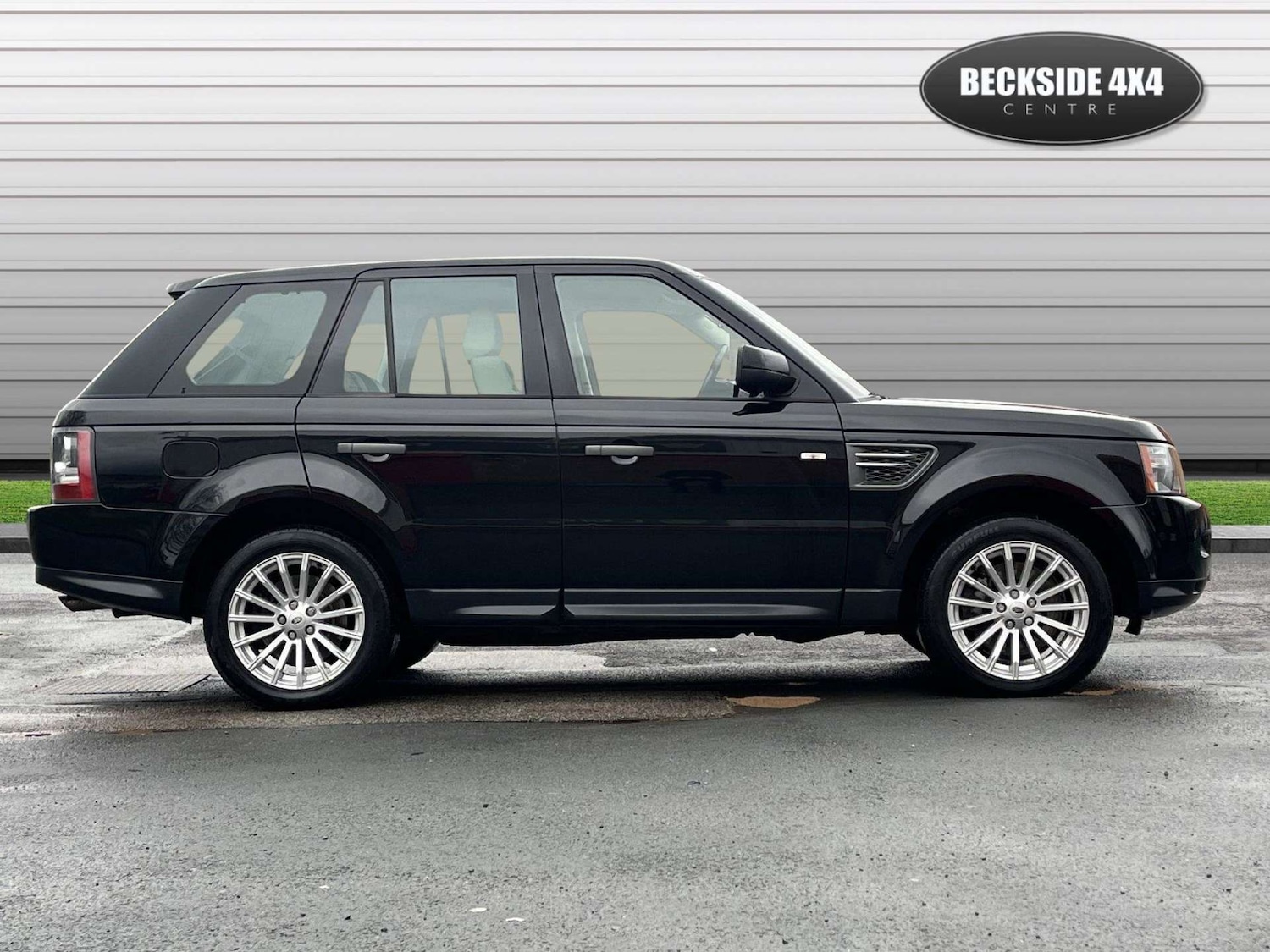 Used Land Rover Range Rover Sport 2011 for sale - 77001180: Photo 2